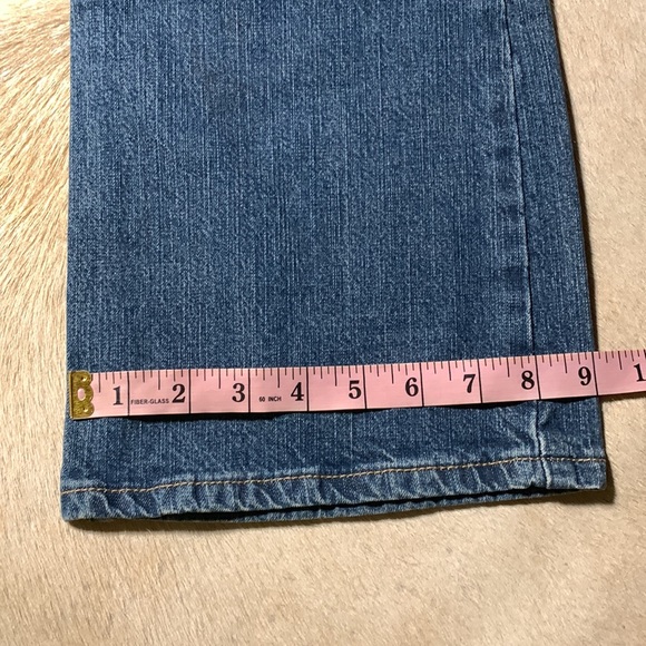 Signature by LEVIS STRAUSS Bootcut Medium Blue Jeans Misses 10 Short - Picture 10 of 13